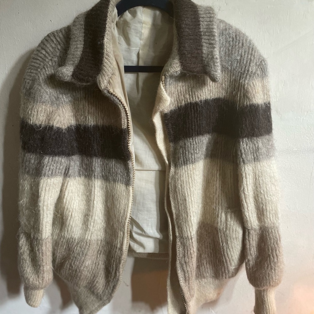 Vintage Cozy Wool Sweater